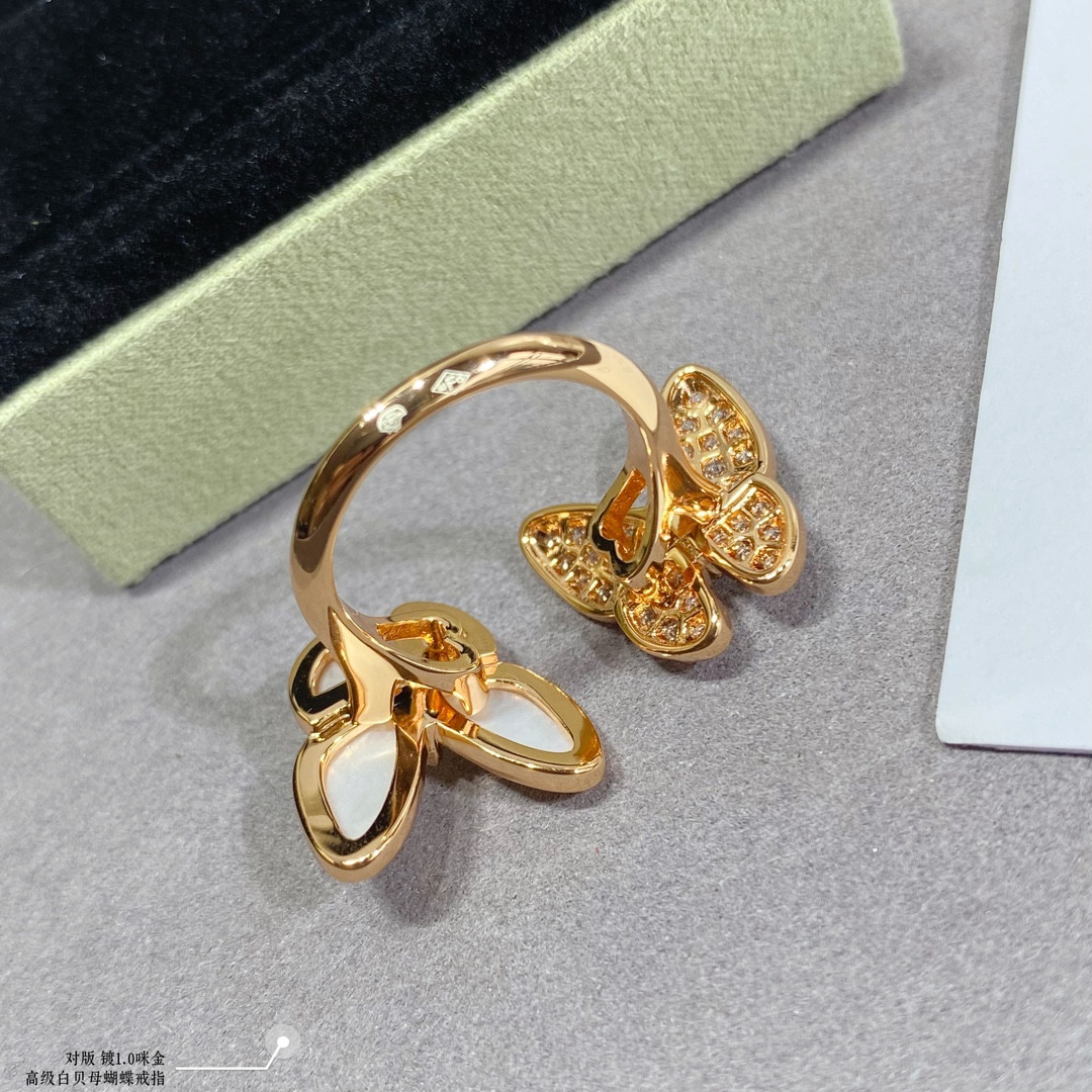 V*N CL*F & arpels advanced white fritillary butterfly ring