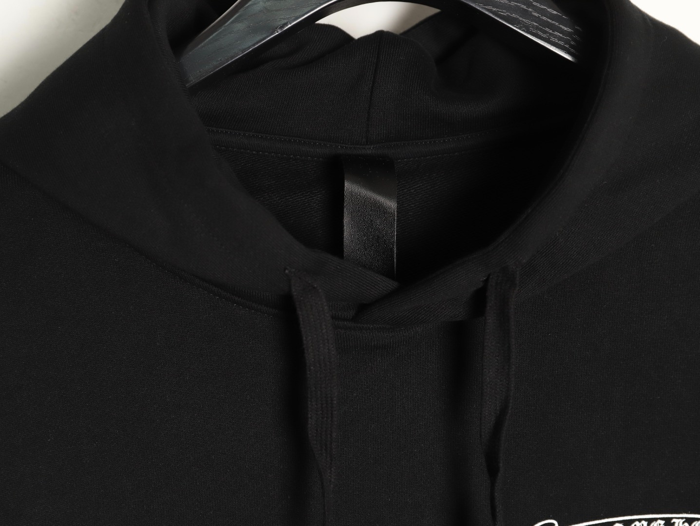 Ch**me He**ts hoodies