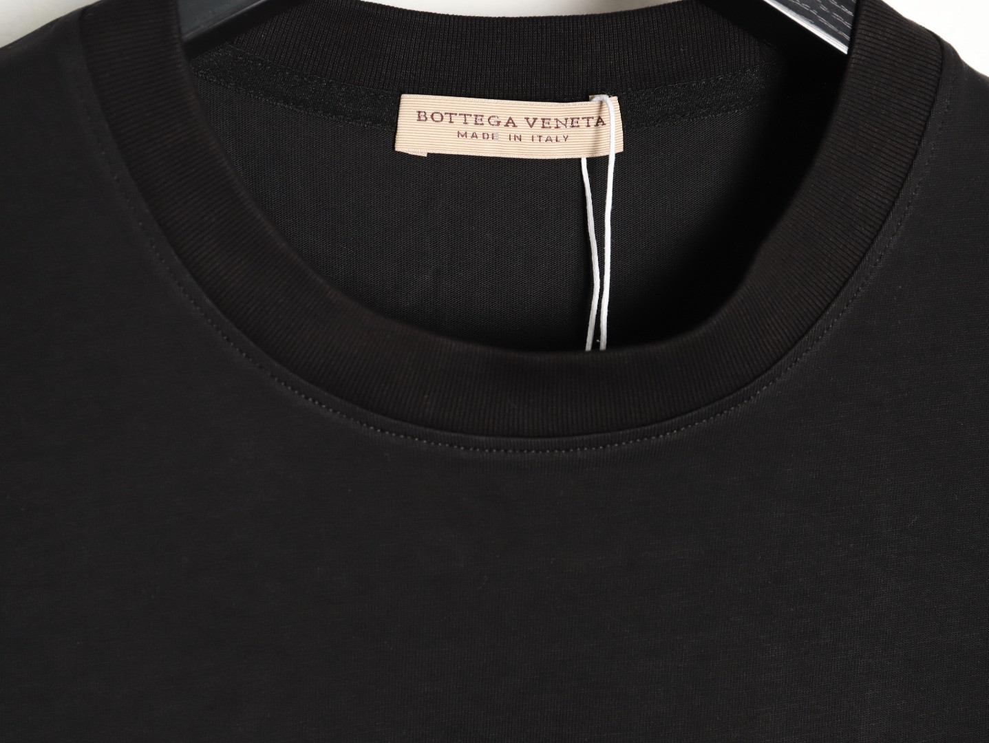 bo*te*ga Ve*ne*ta bv 25ss short-sleeved t-shirt