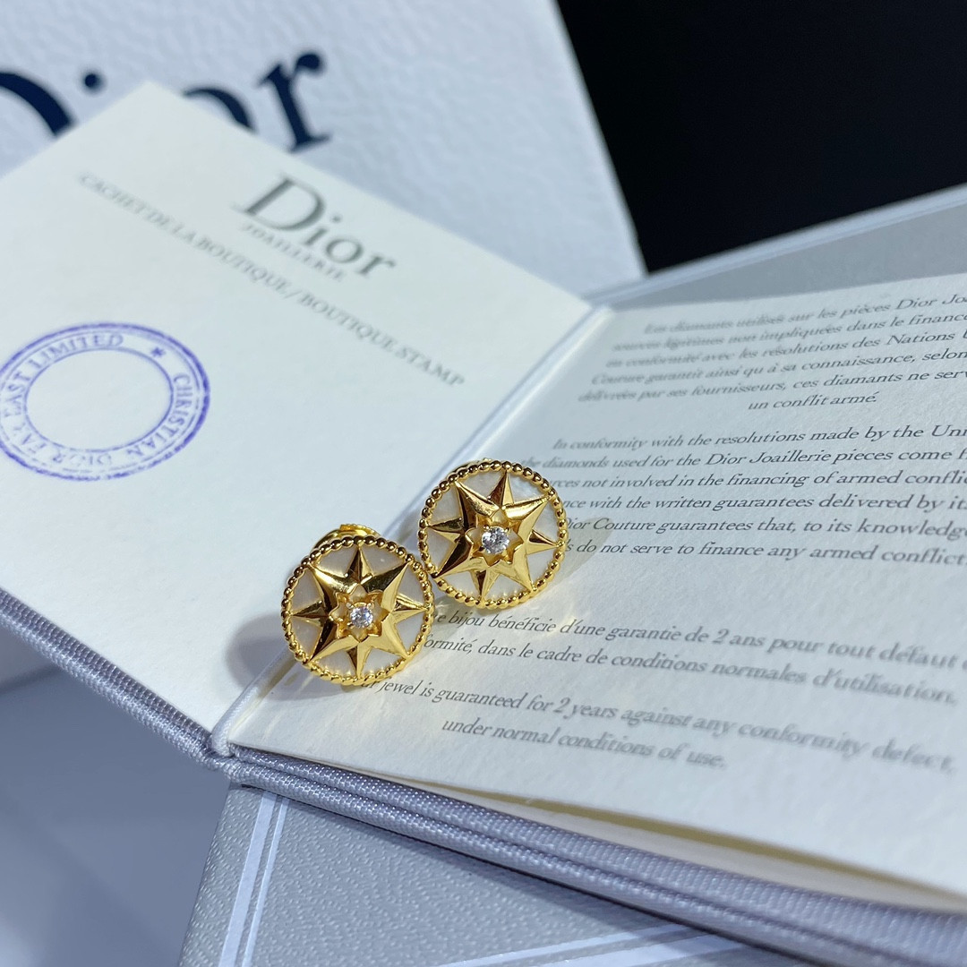 D*or compass stud earrings