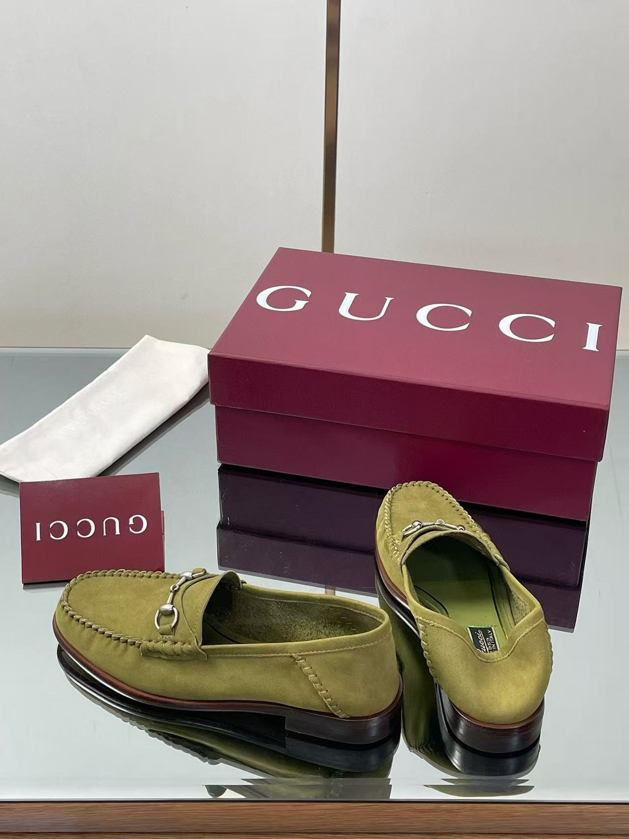 ua G*u*i gigi loafer