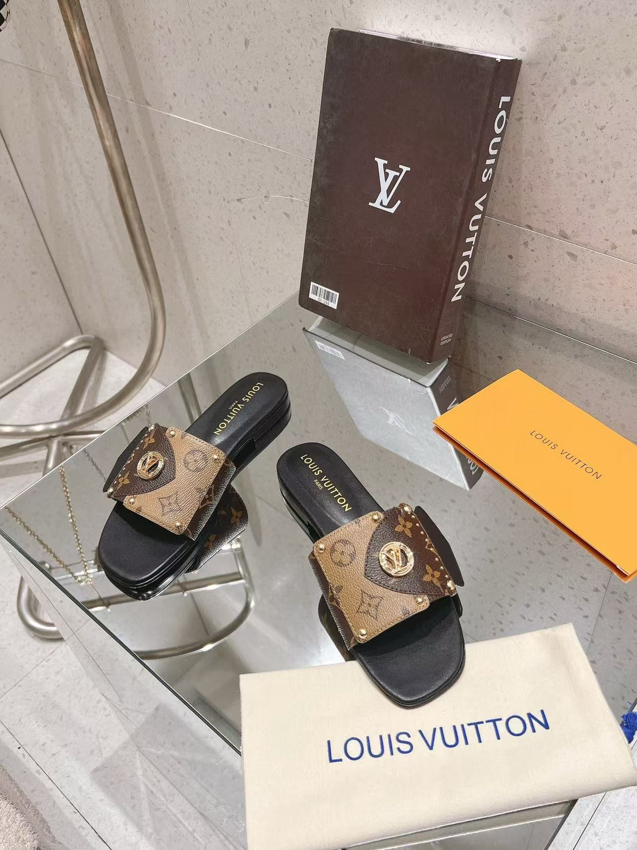 UA LV Mule