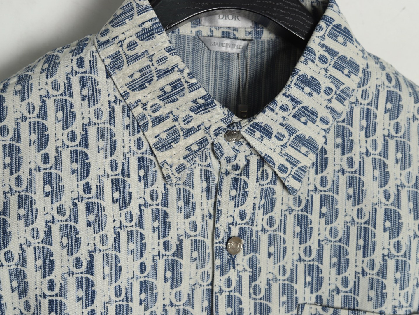 D*or short-sleeved shirts