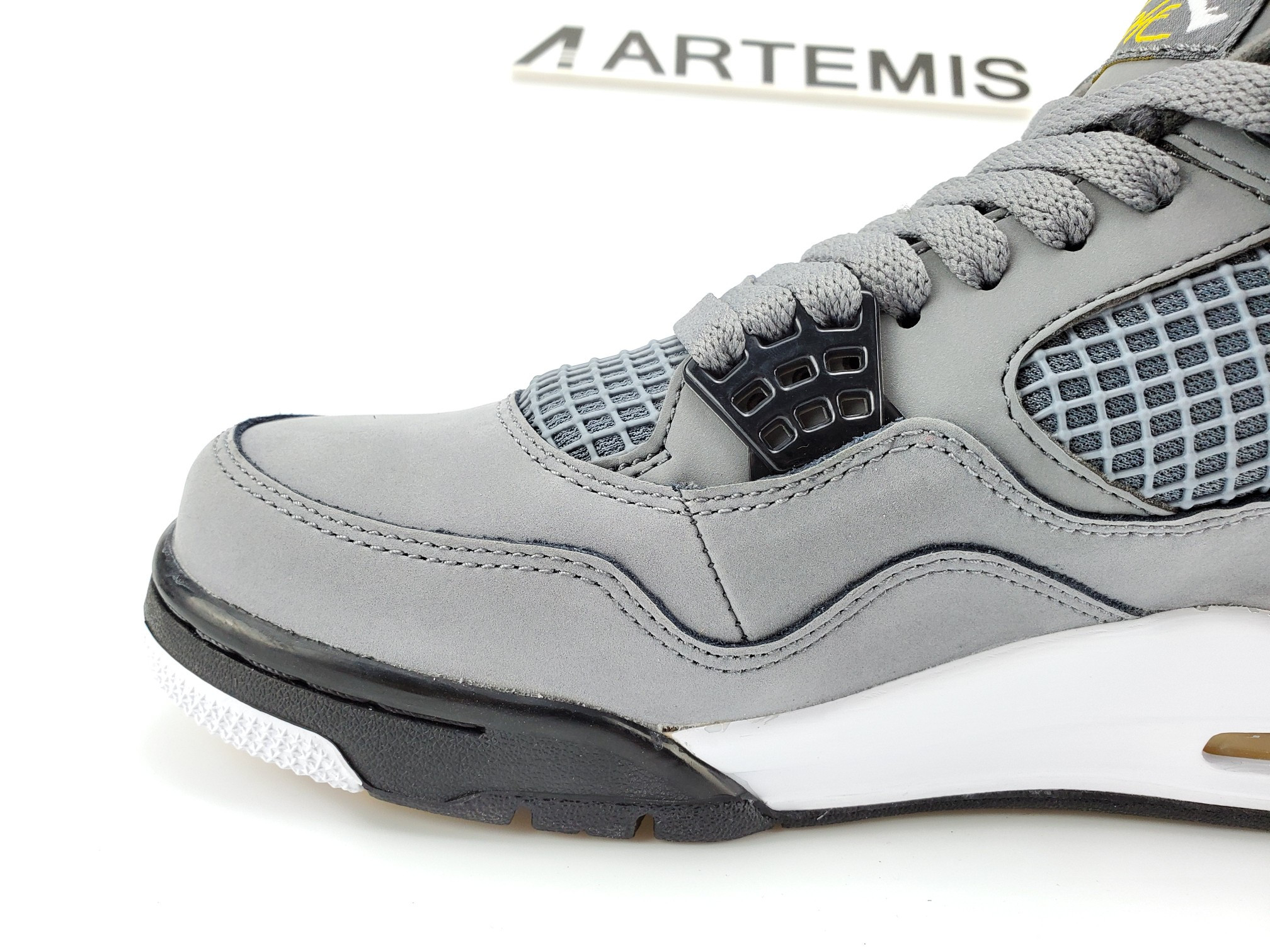 Jordan 4 Retro Cool Grey(2019)