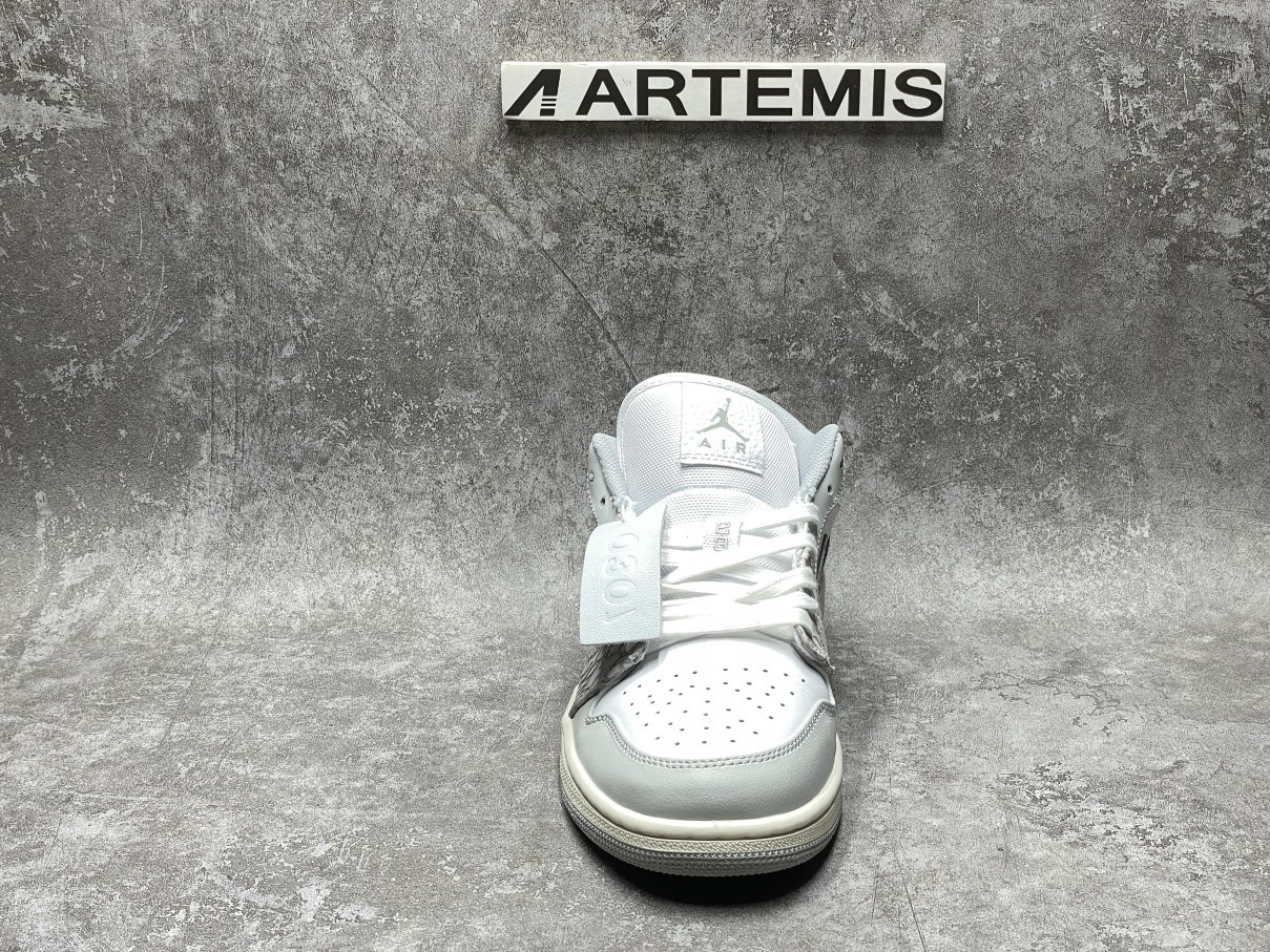 Air Jordan 1 Low PRM Smoke Grey Elephant