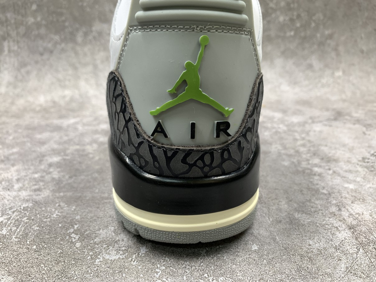 Air Jordan 3 Retro Chlorophyll