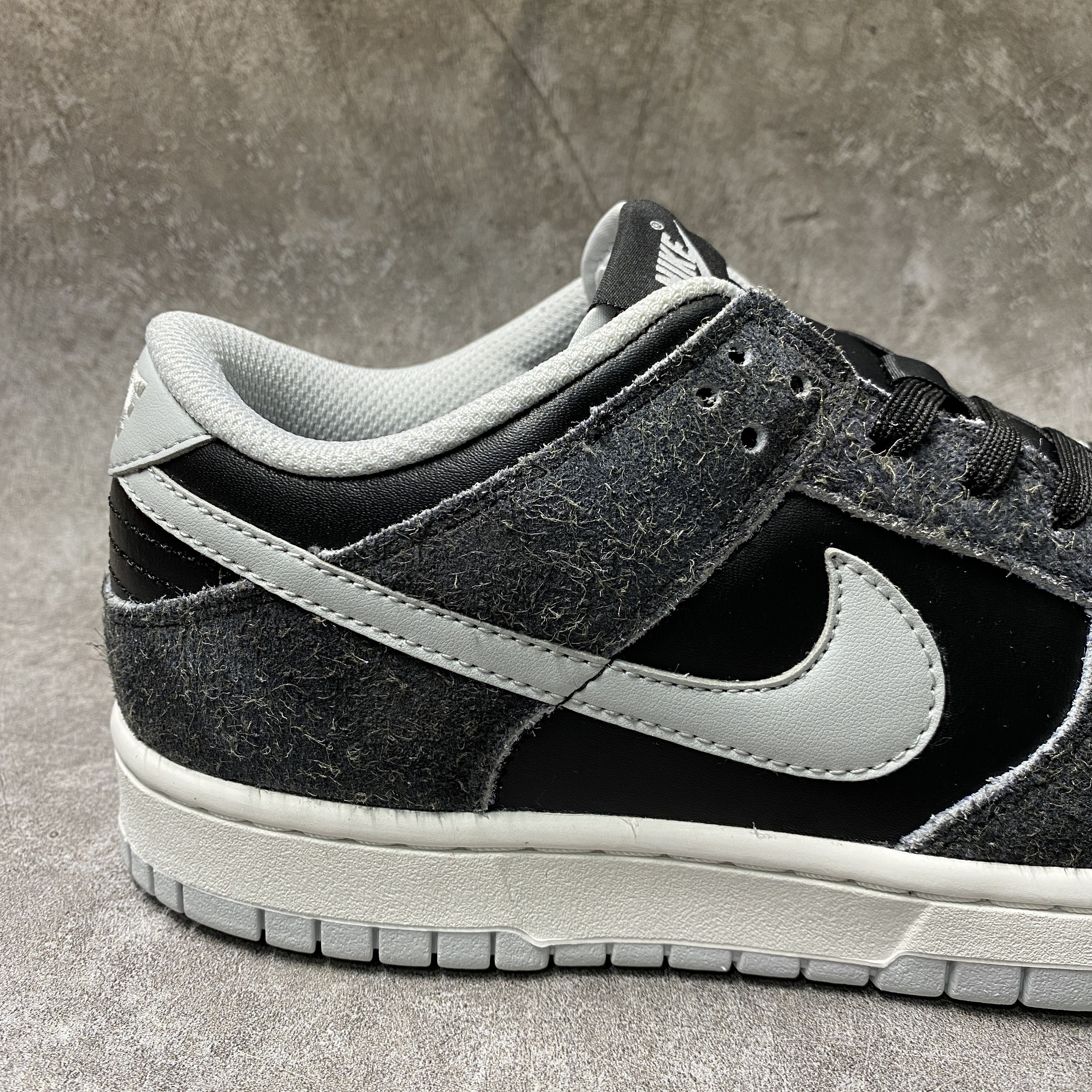Nike Dunk Low Premium Animal Pack Zebra