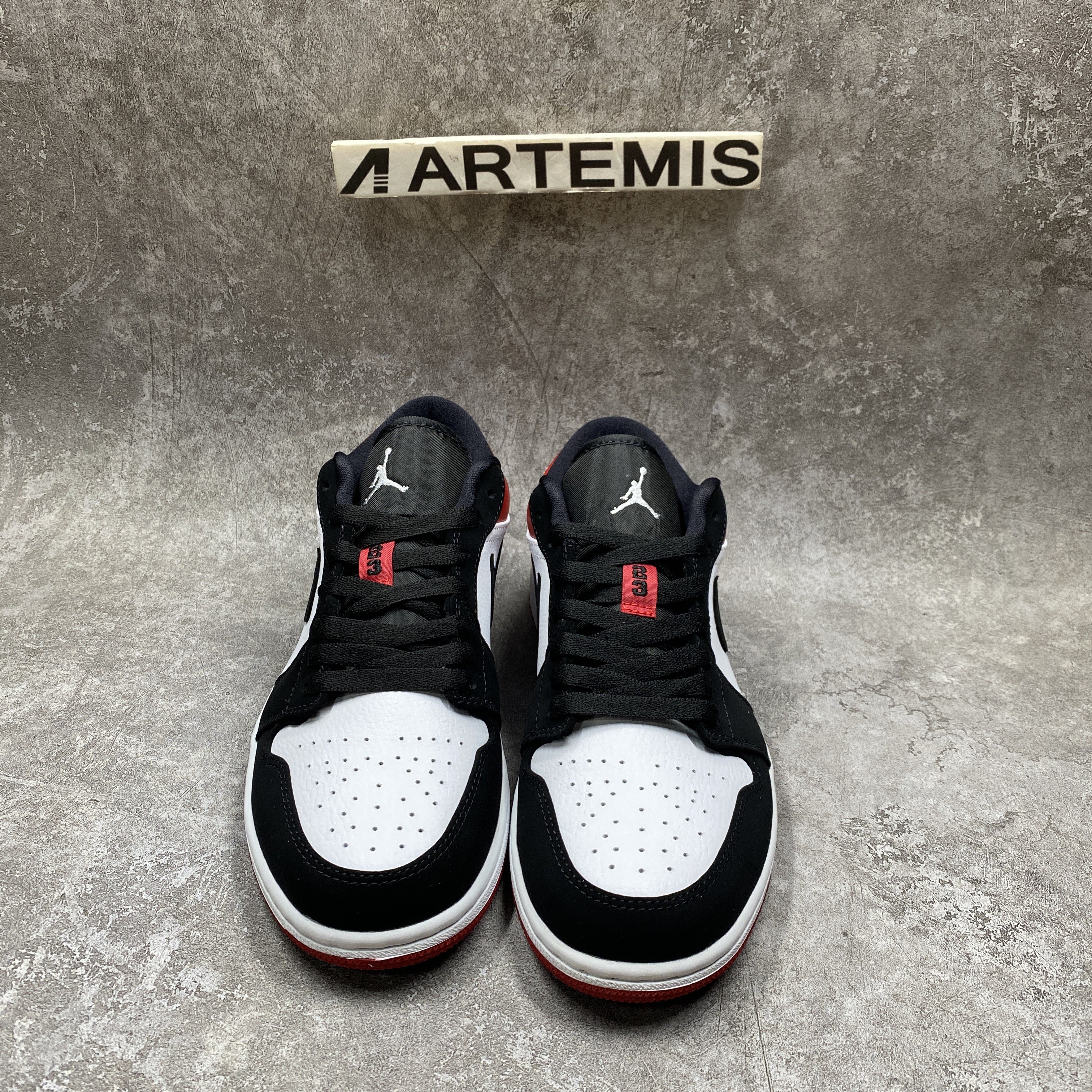 Air Jordan 1 Low Black Toe