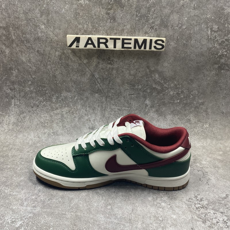 Nike Dunk Low Gorge Green