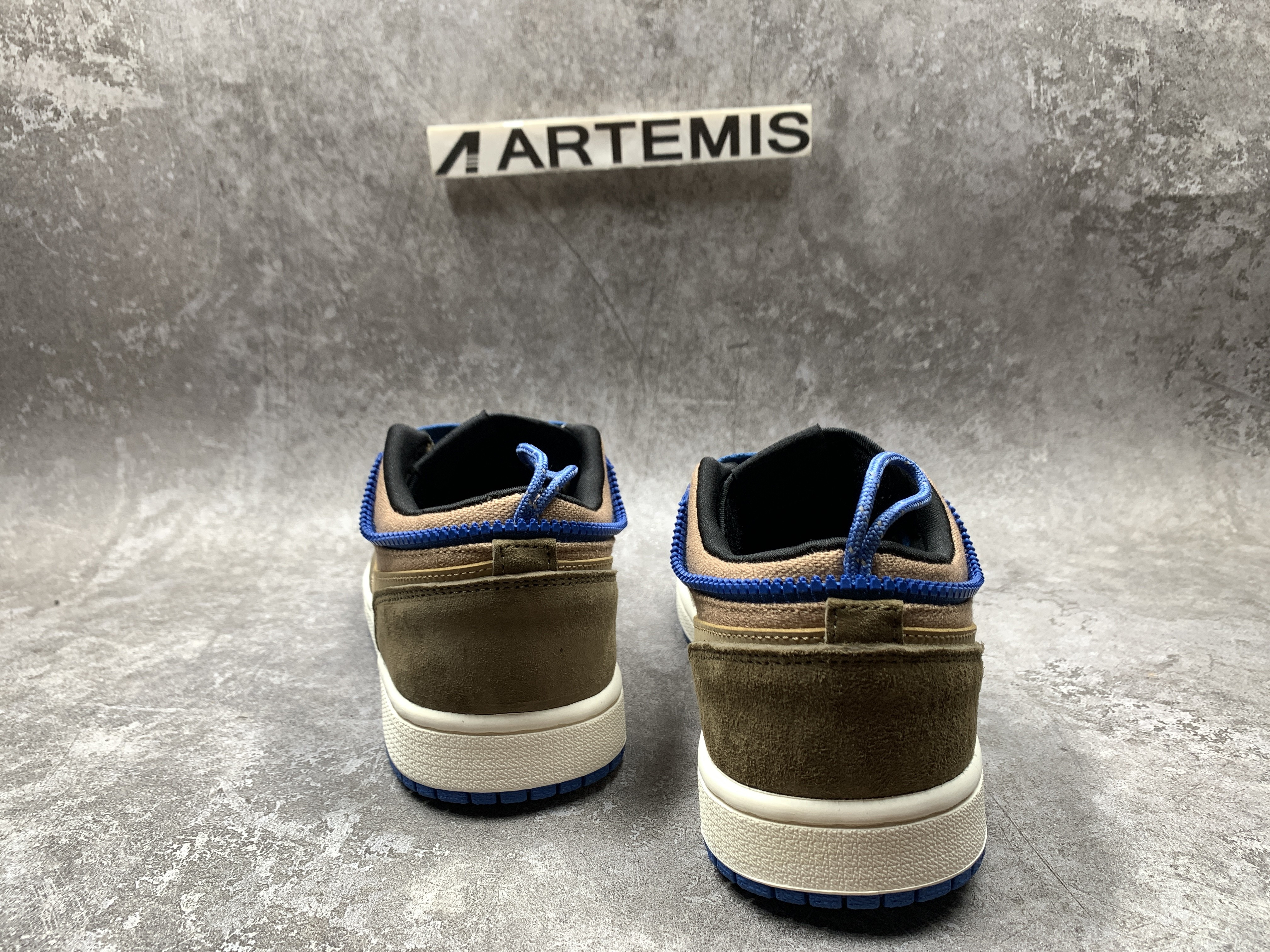 Air Jordan 1 High Switch Lets You Go From High To Low With Zippers