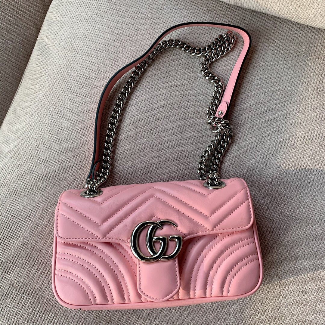 GG Marmont shoulder bag 26cm