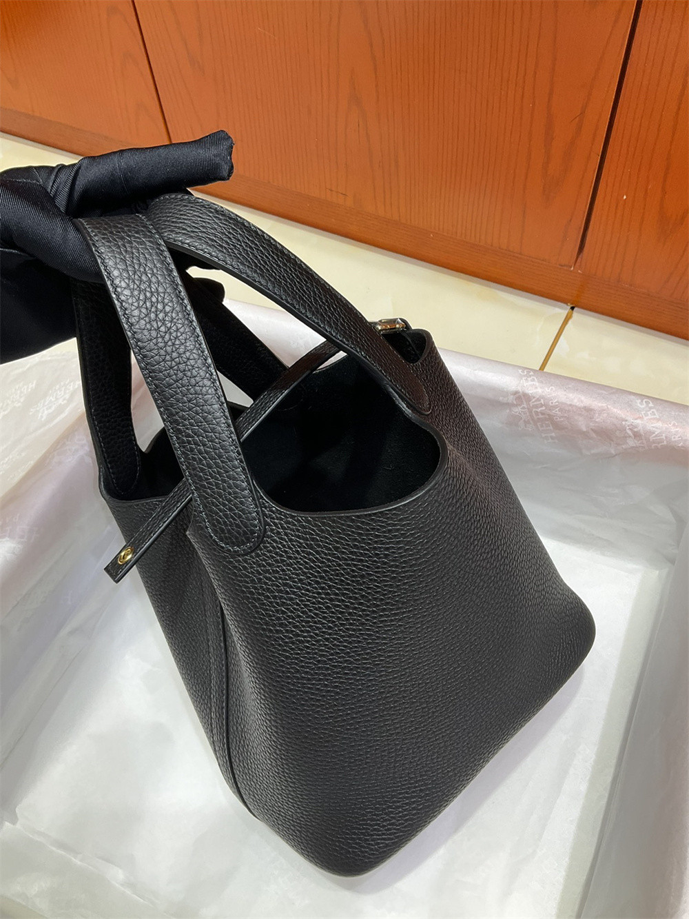 H**me5 picotin 18cm black without original box