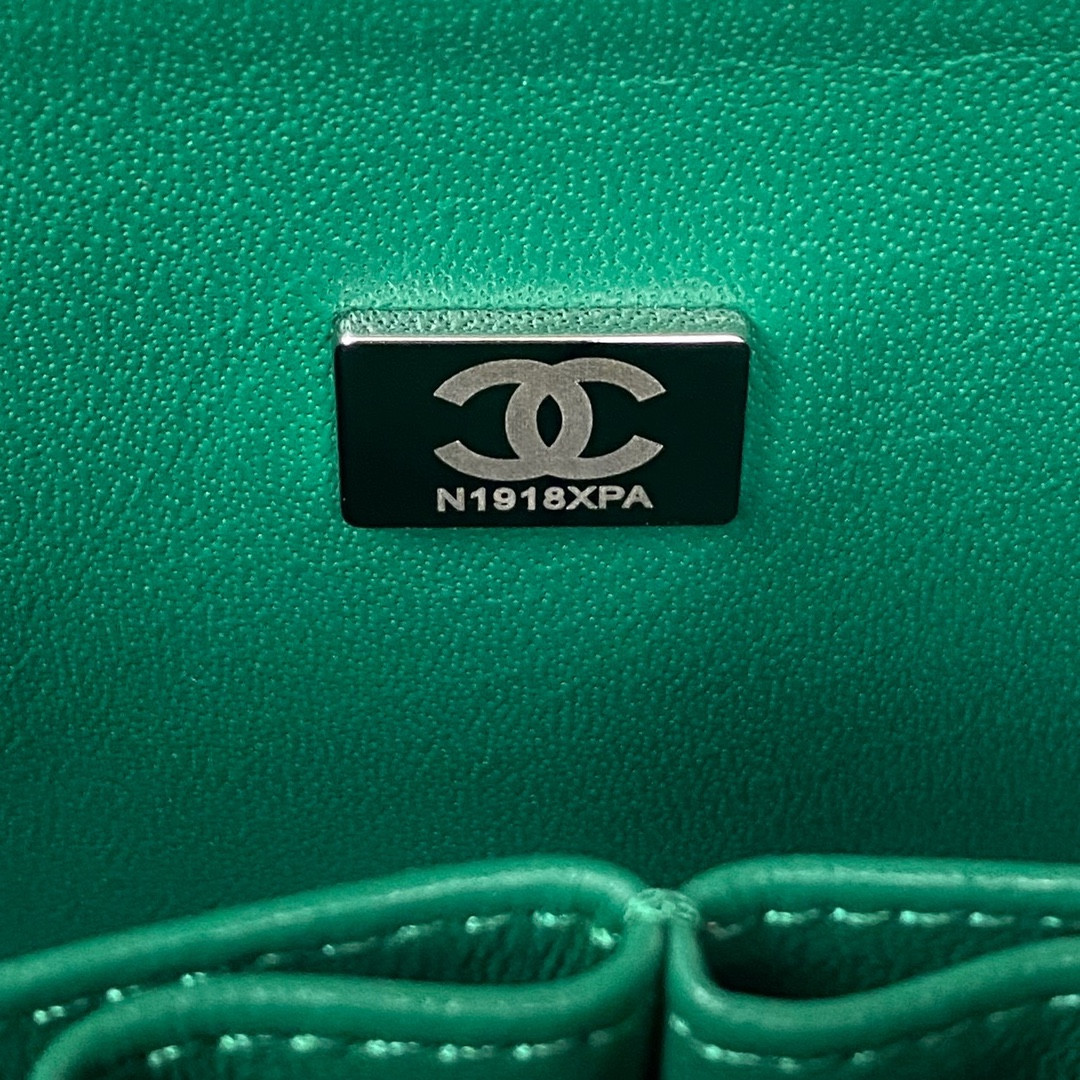 Ch*el small classic handbag grained shiny calfskin & silver-tone metal green 5.7 × 9 × 2.3 in