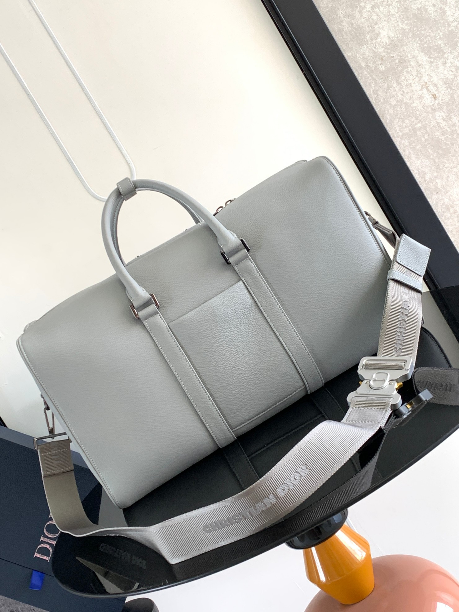 D*or lingot bag all gray 50 x 25 x 21.5 cm
