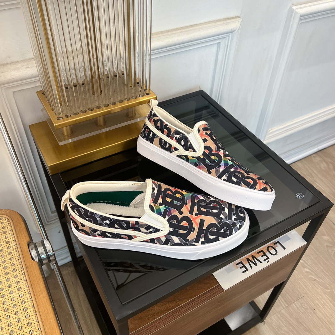ua B**rry slip on sneakers