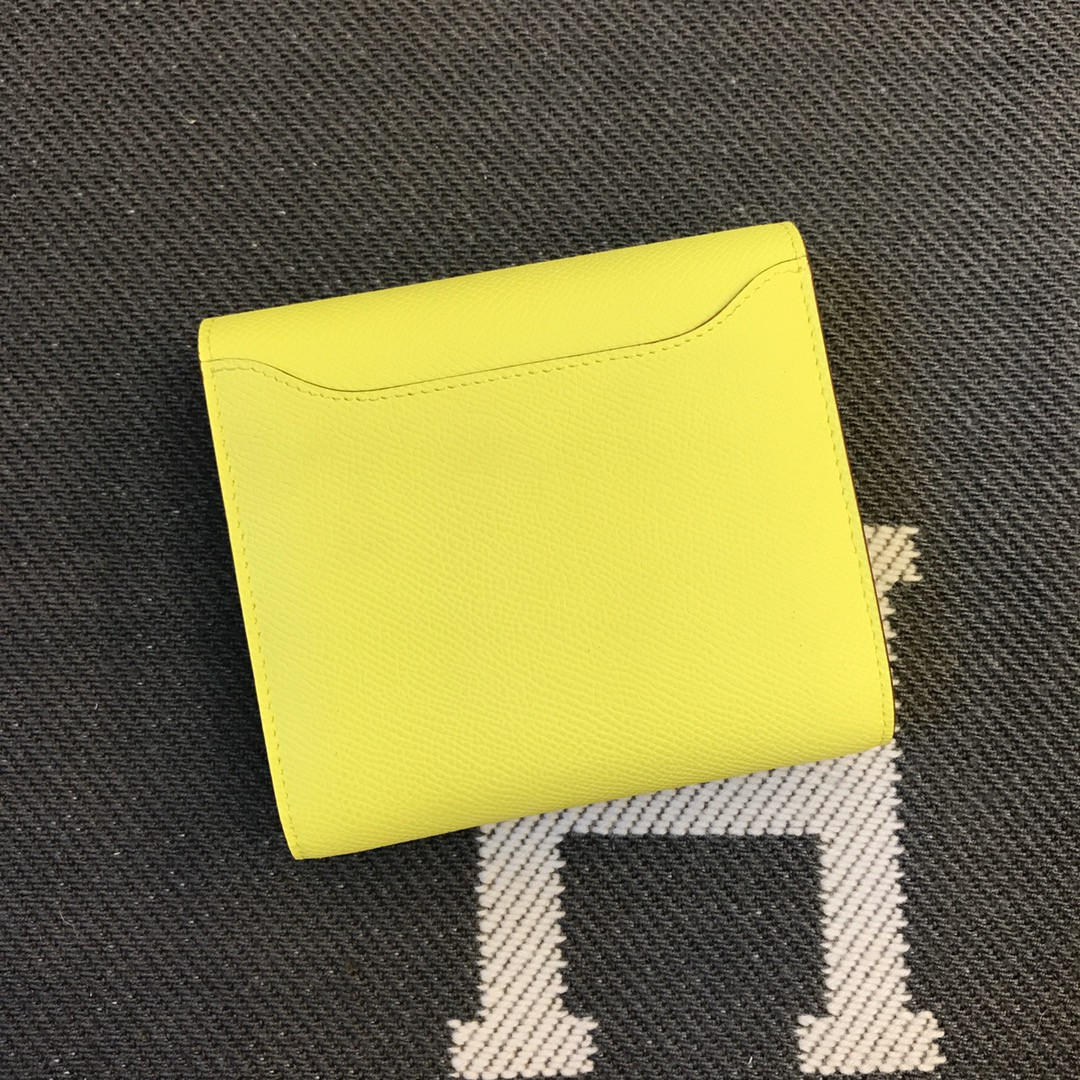 H**me5 wallet 13x12cm