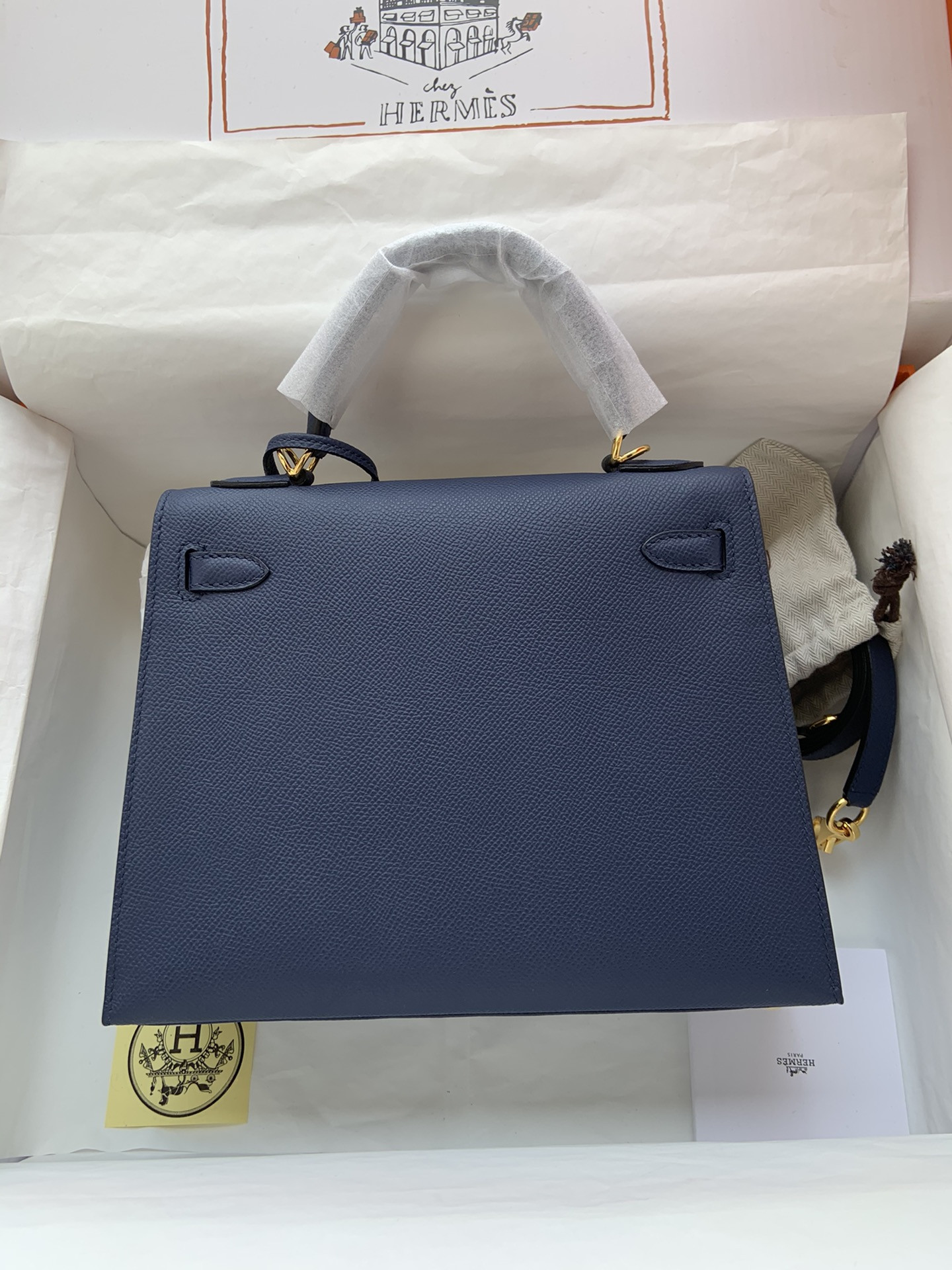 HERMÈS Kelly Gold-tone Hardware 25 28