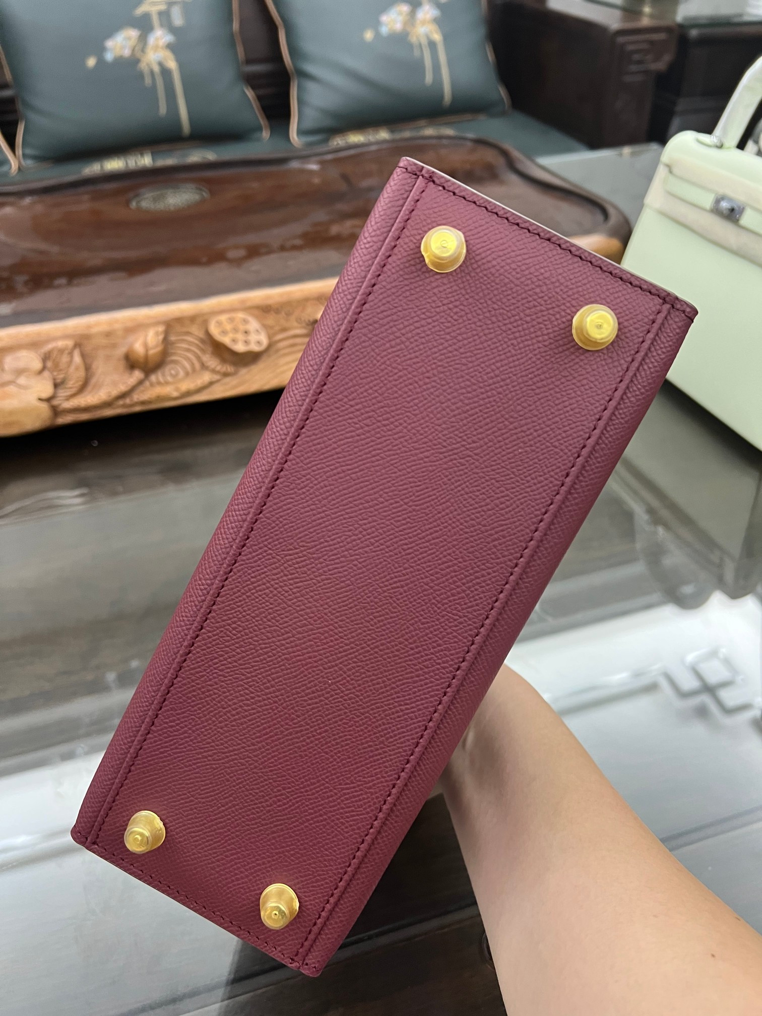 HERMÈS Kelly Gold-tone Hardware 25 28