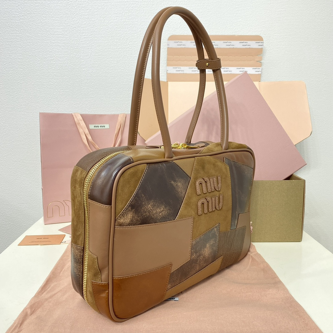 Miu Miu Leather patchwork Beau bag 23x34x10cm