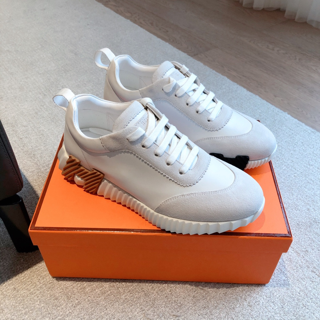 ua H**me5 bouncing sneaker