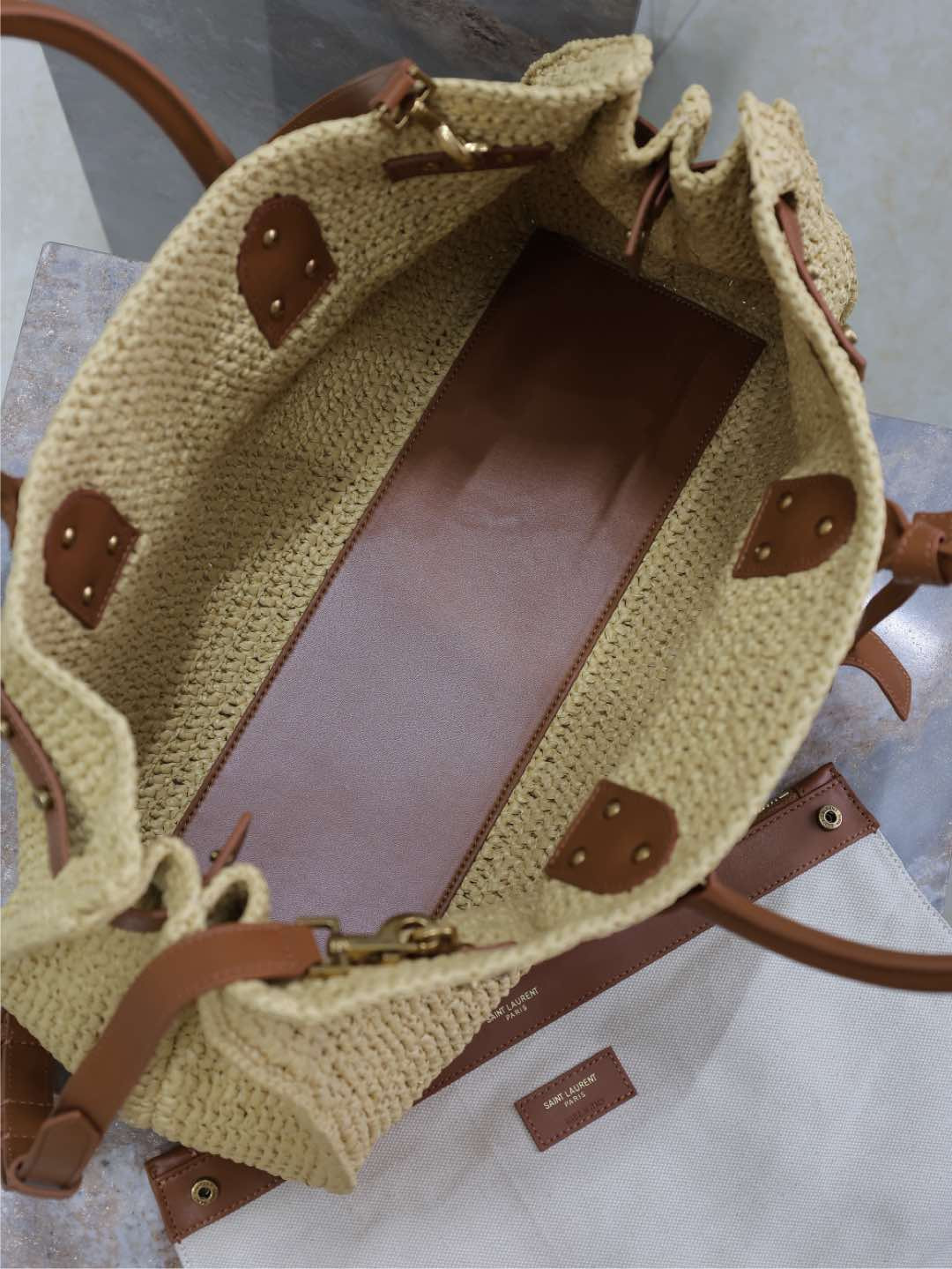 y*l sac de jour S*pple in raffia and leather - medium 41x28x13cm