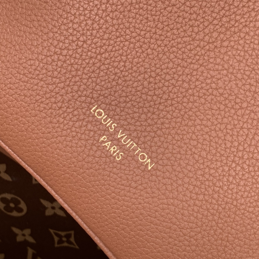 LV Low Key All In BB M14416 16x18x12cm