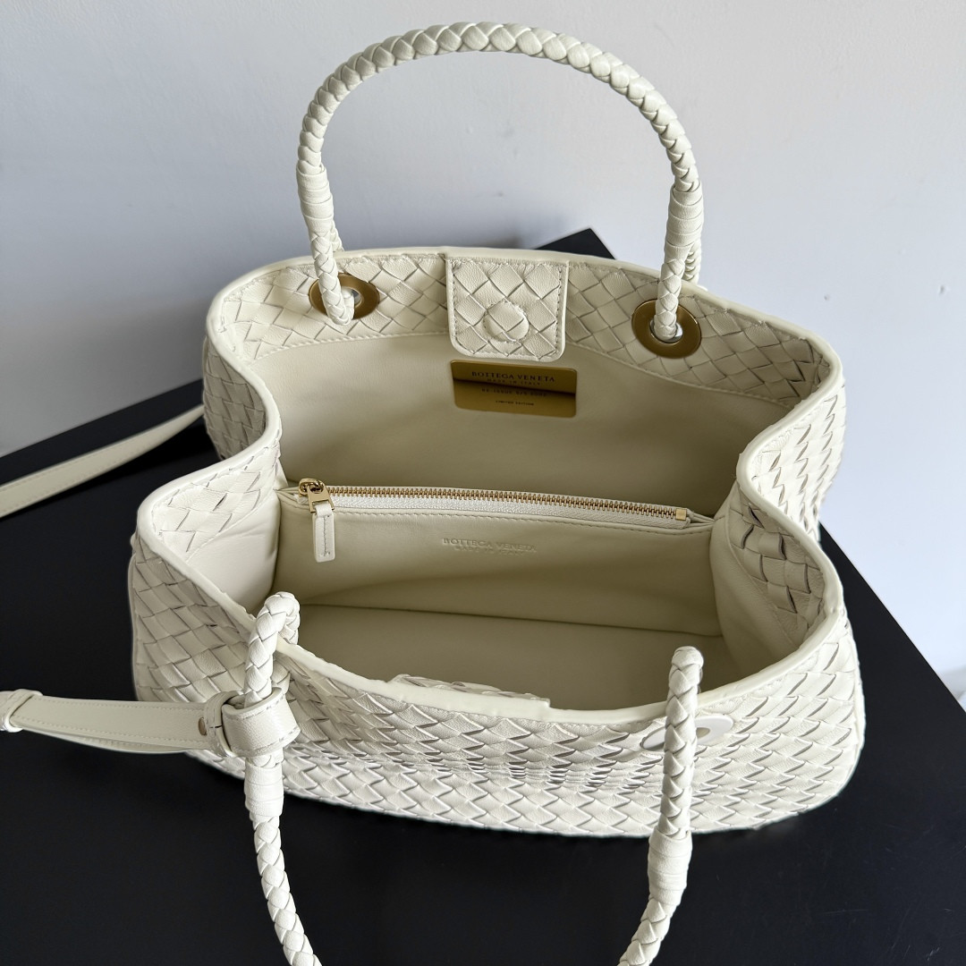 bo*te*ga Ve*ne*ta basket 18.5x31x16cm