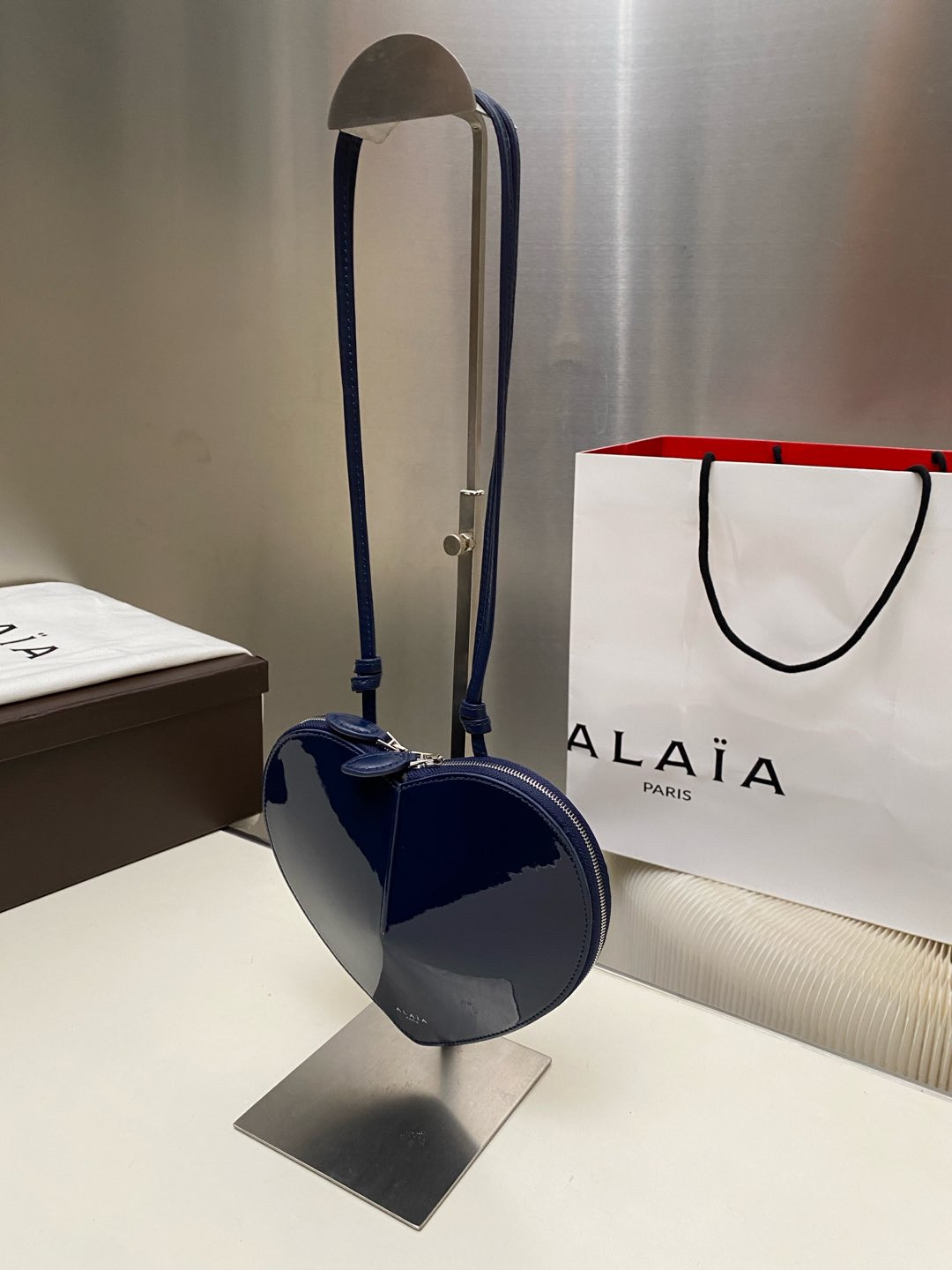 ALAÏA Le Coeur Heart Bag 18.5x20.5x5cm