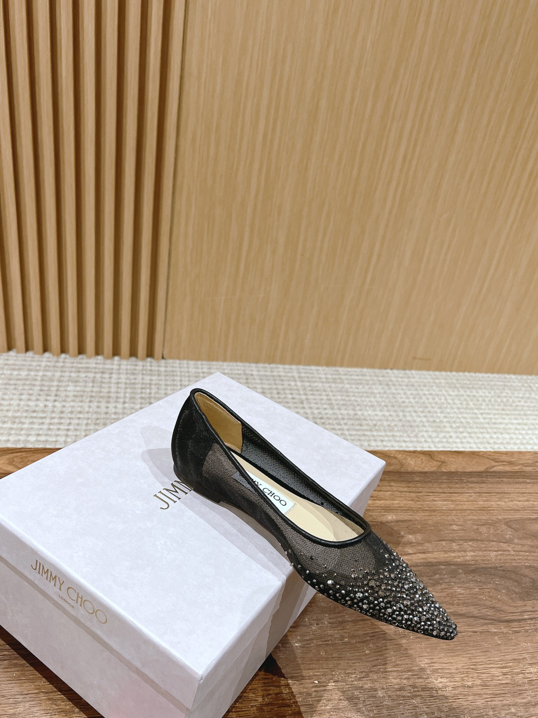 ua Ji*y Ch* flat shoes