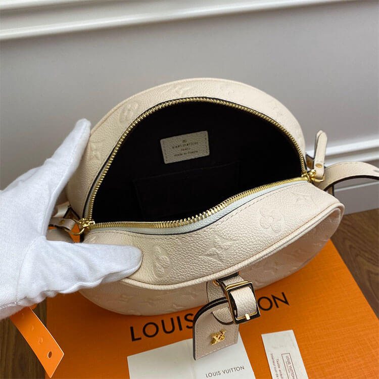 LV Boite Chapeau Souple MM Handbag