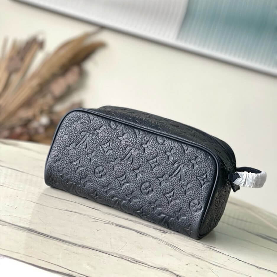 LV Dopp Kit