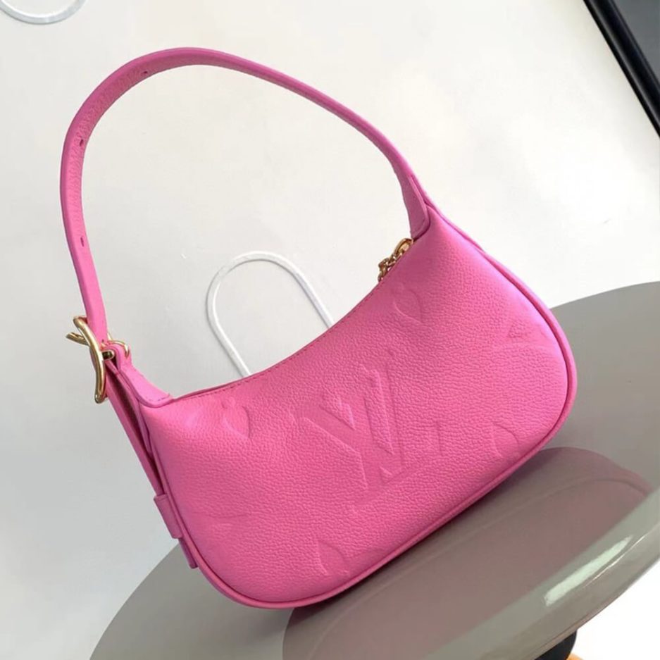 LV Mini Moon